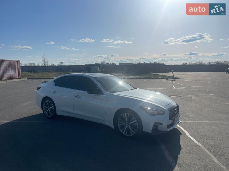 Седан Infiniti Q50 2017 в Киеве
