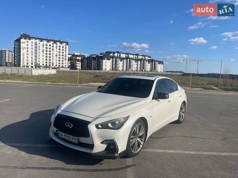 Седан Infiniti Q50 2017 в Киеве