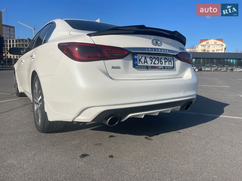 Седан Infiniti Q50 2017 в Киеве