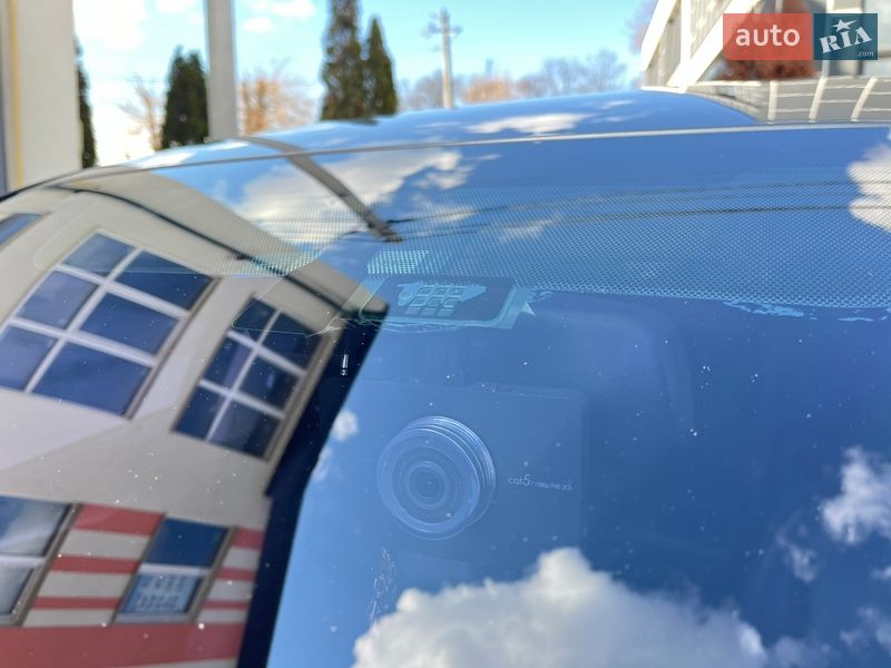 Седан Infiniti Q50 2016 в Виннице