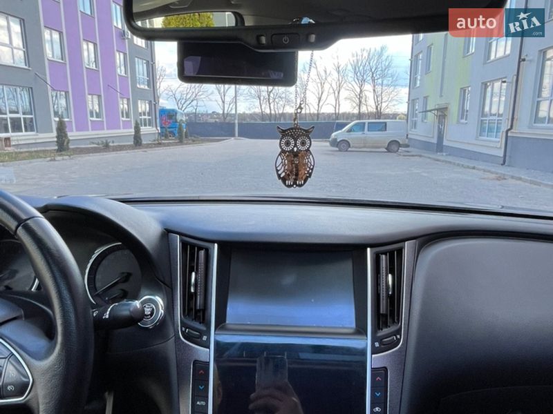 Седан Infiniti Q50 2016 в Виннице