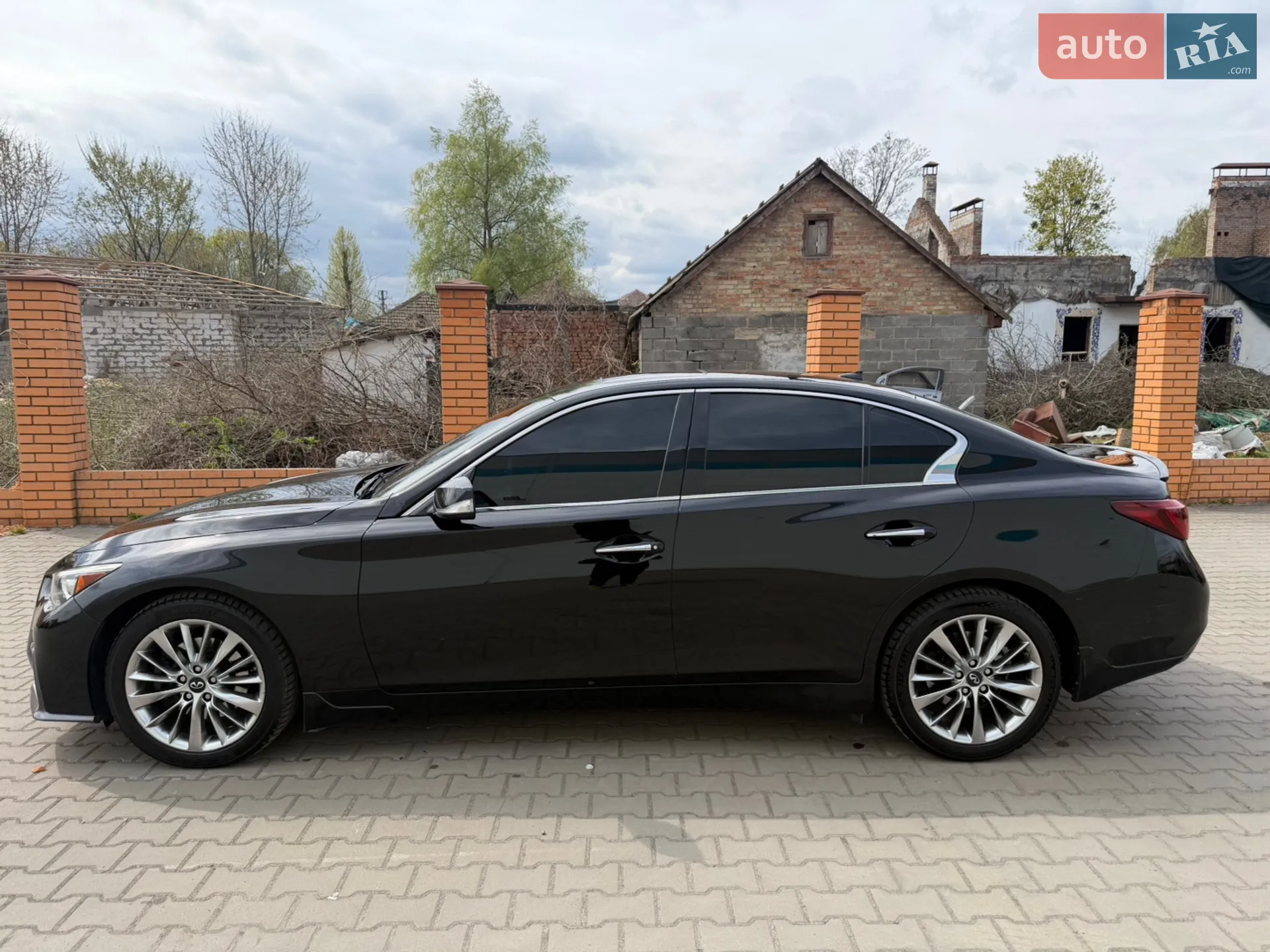 2017 Infiniti Q50 - мініатюра 4