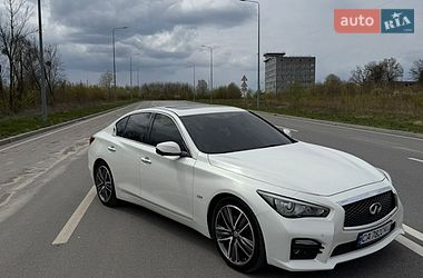 Седан Infiniti Q50 2015 в Хмельницькому