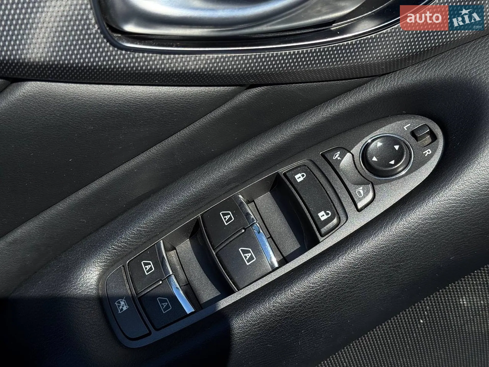 2016 Infiniti Q50 - мініатюра 21