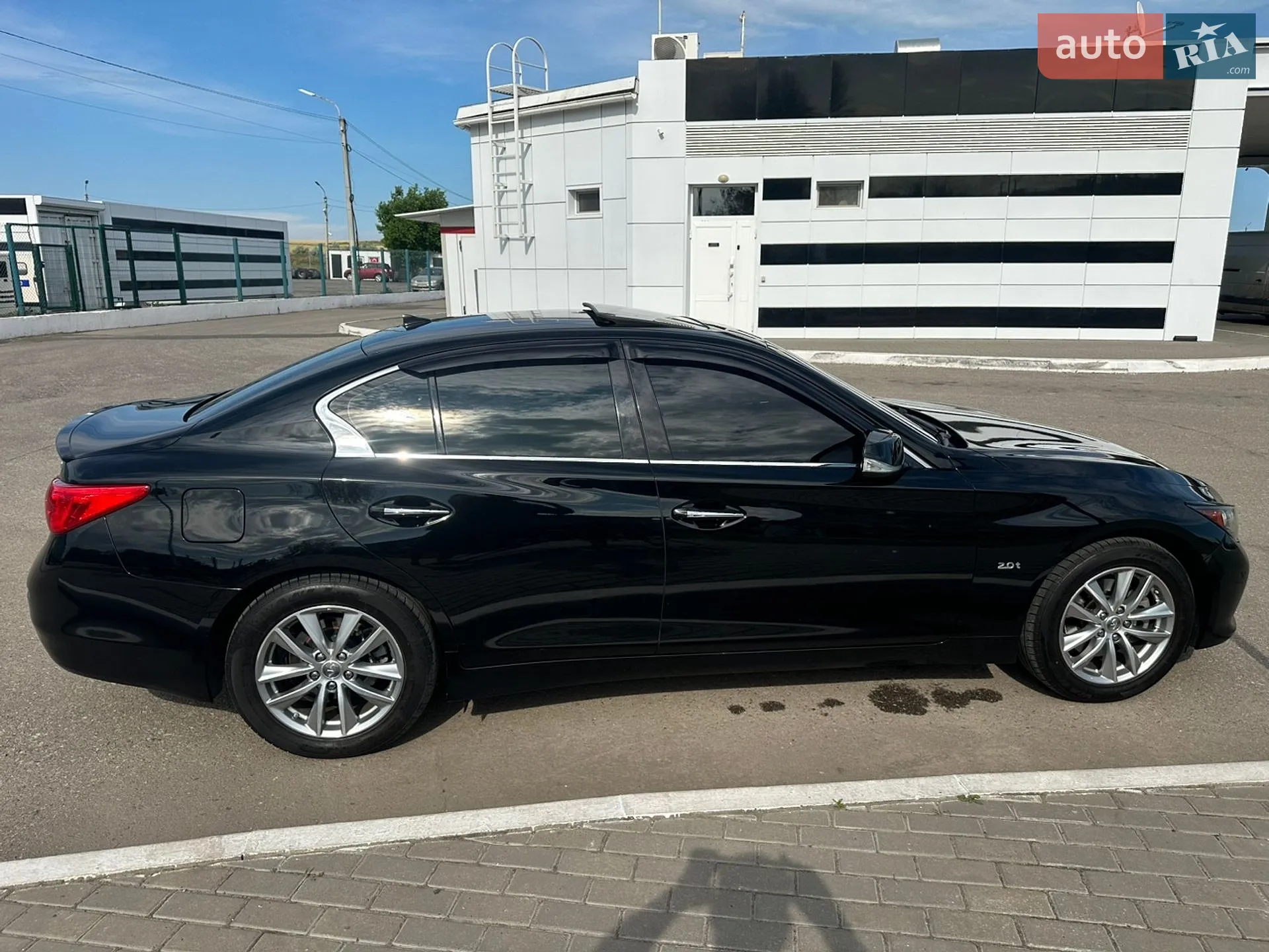 2017 Infiniti Q50 - мініатюра 17