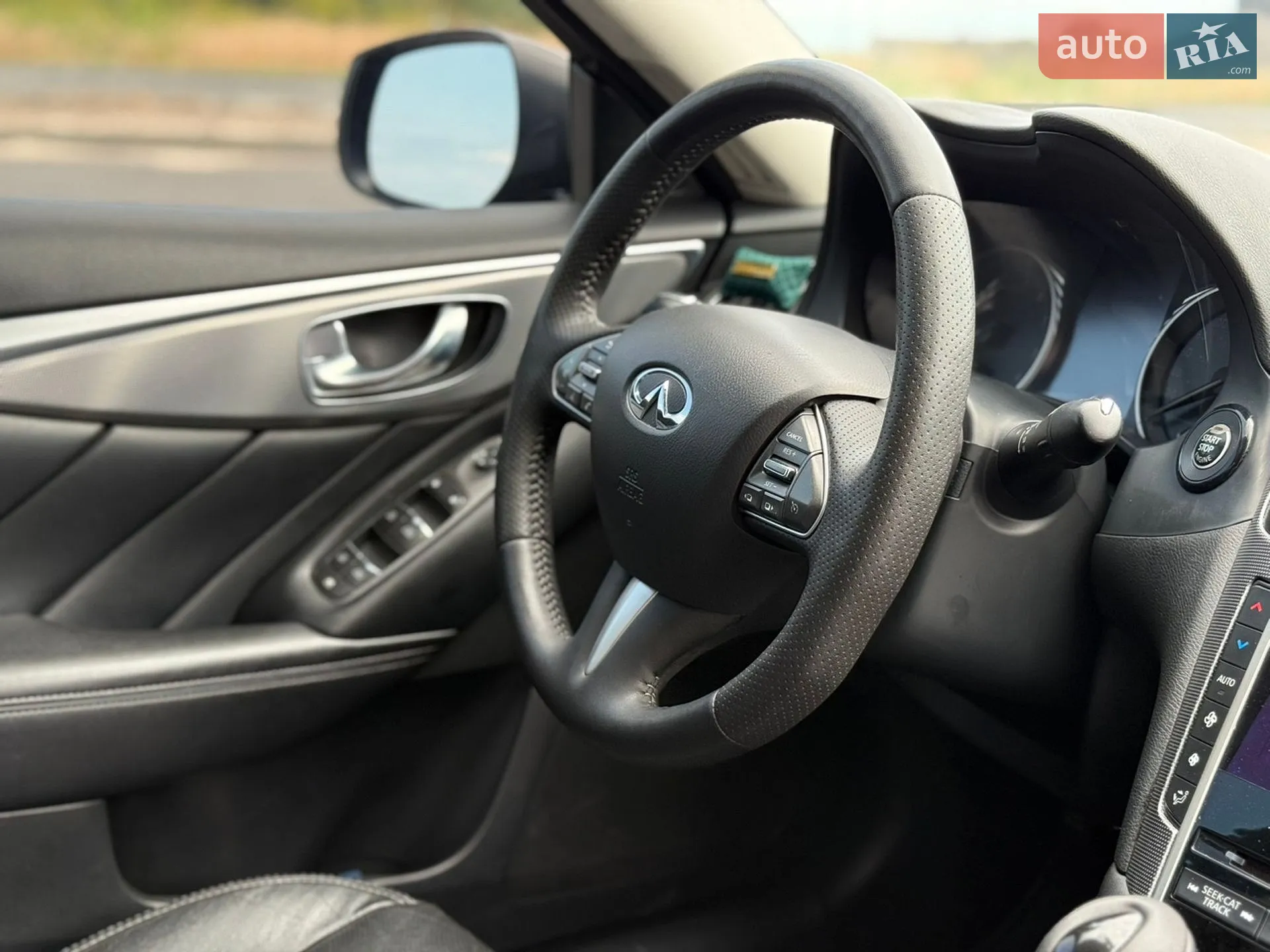 2014 Infiniti Q50 - мініатюра 11
