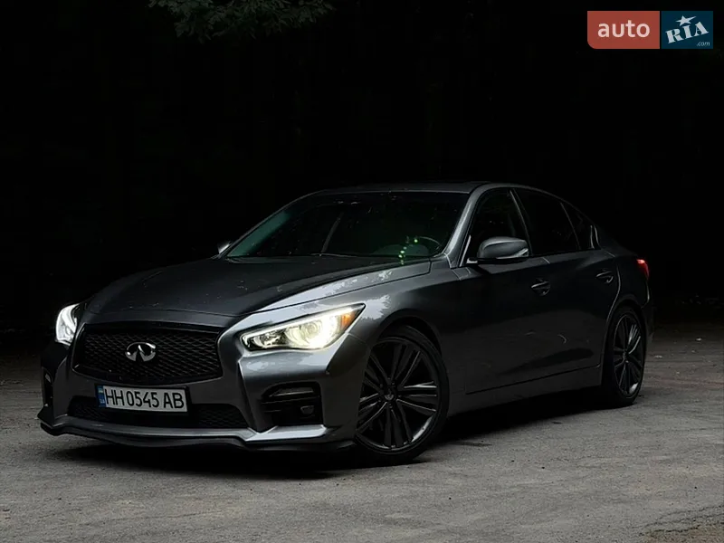 Infiniti Q50 2013