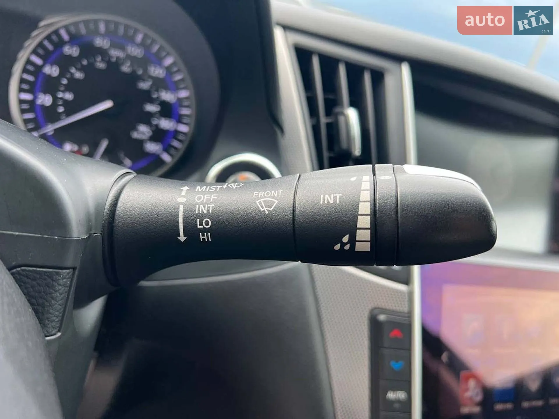 2015 Infiniti Q50 - мініатюра 27