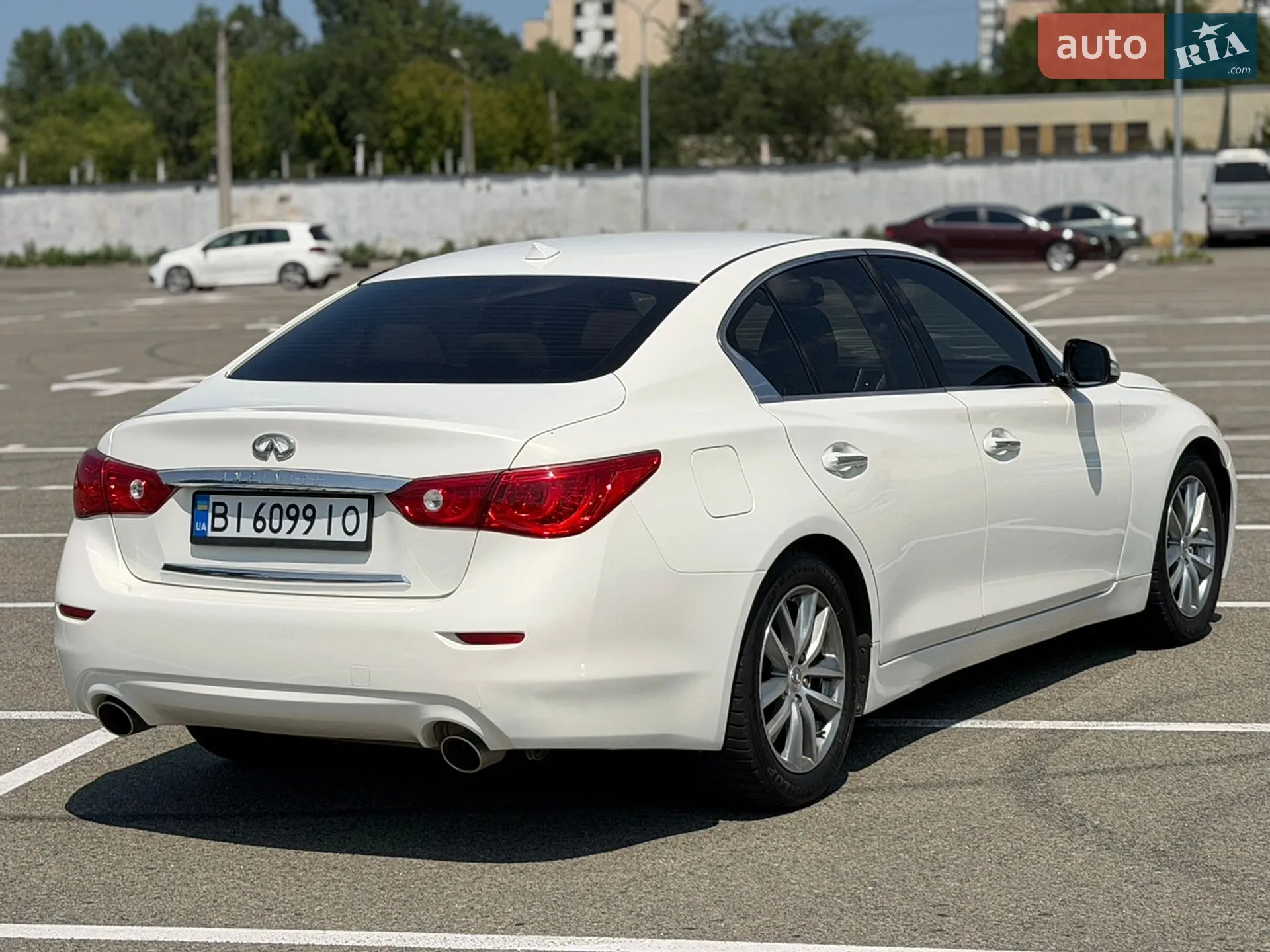 2015 Infiniti Q50 - мініатюра 8