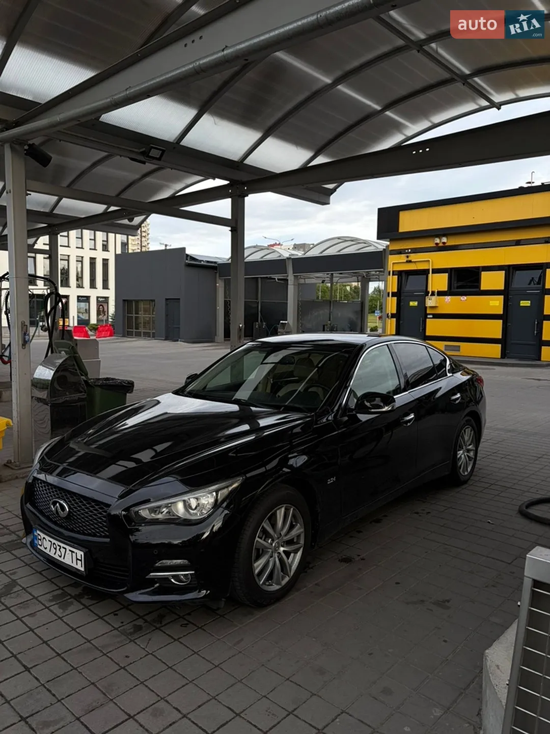 2016 Infiniti Q50 - мініатюра 16