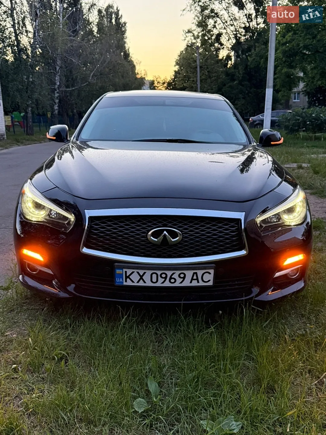 2015 Infiniti Q50 - фото 1