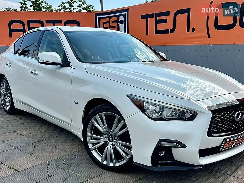 Infiniti Q50