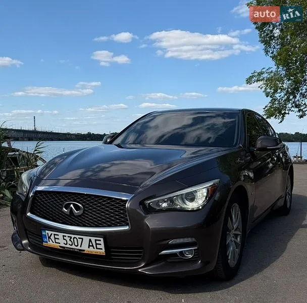 Infiniti Q50