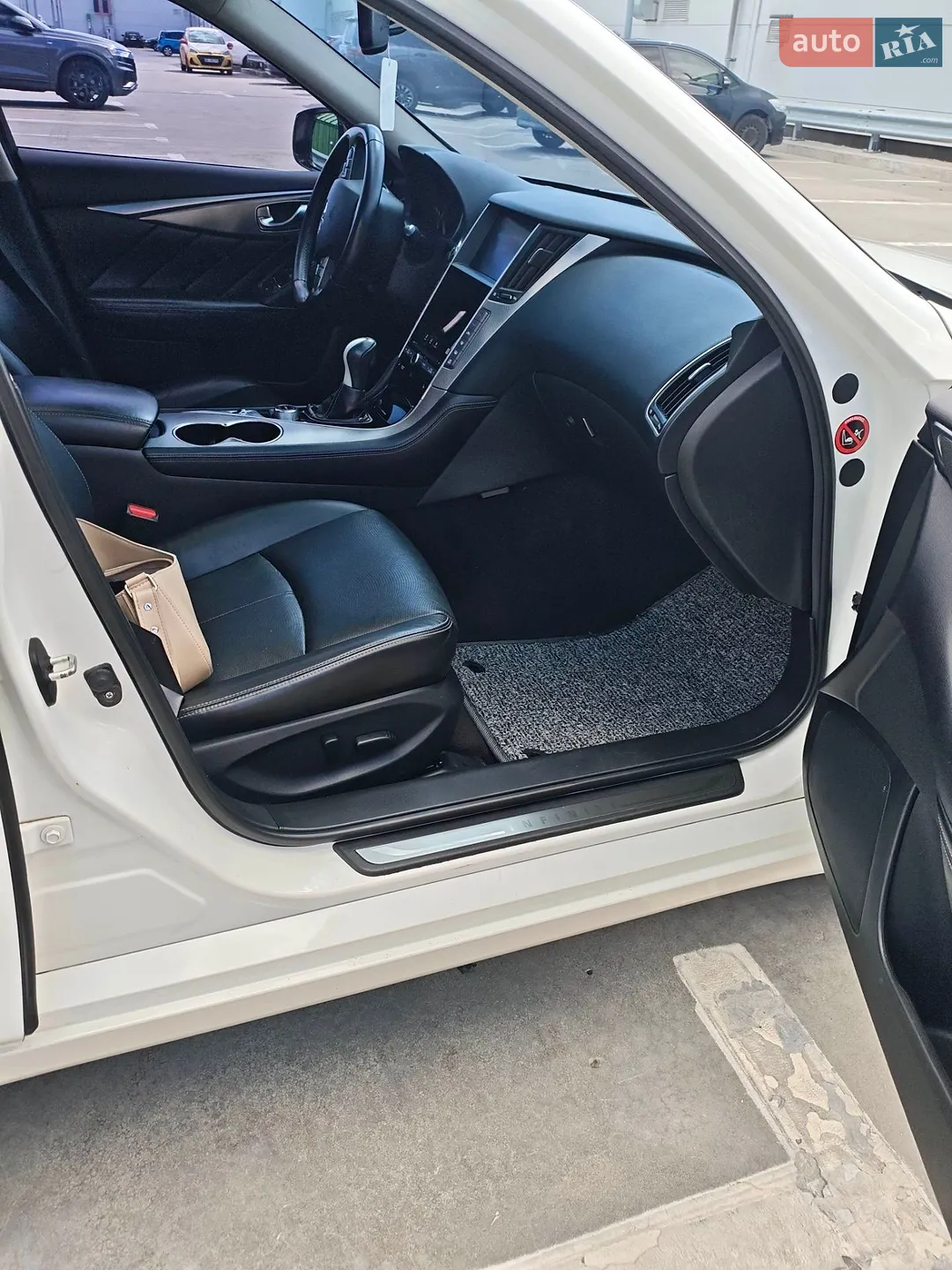 2015 Infiniti Q50 - мініатюра 23