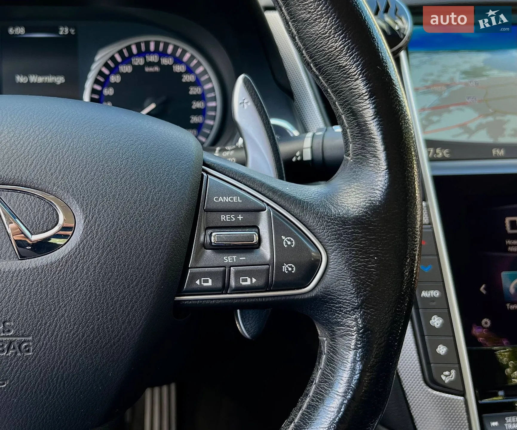 2015 Infiniti Q50 - мініатюра 19
