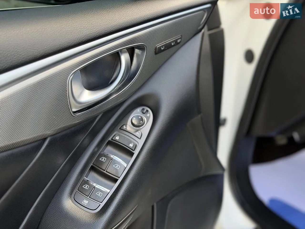 2014 Infiniti Q50 - мініатюра 13
