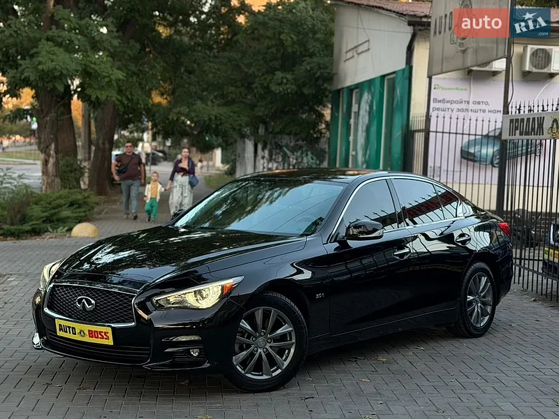 Infiniti Q50