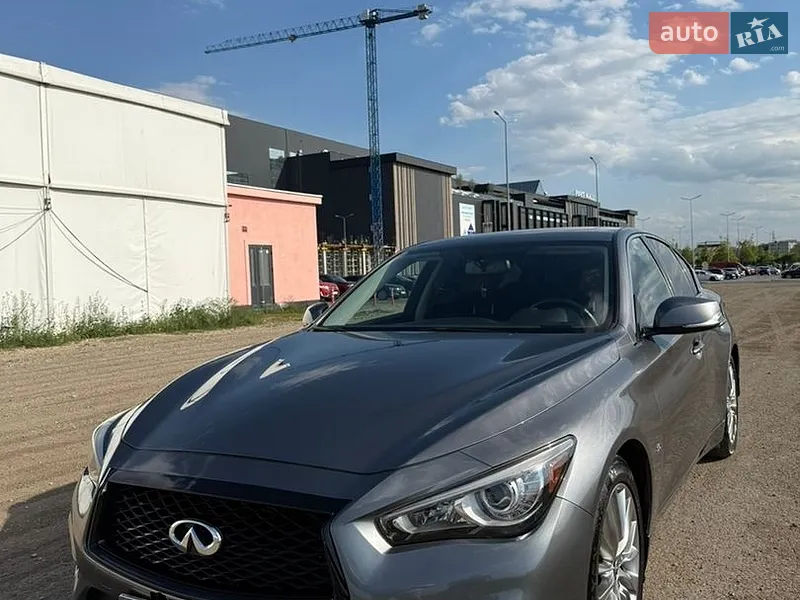 Infiniti Q50