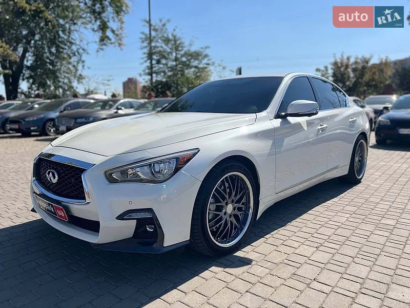 Infiniti Q50