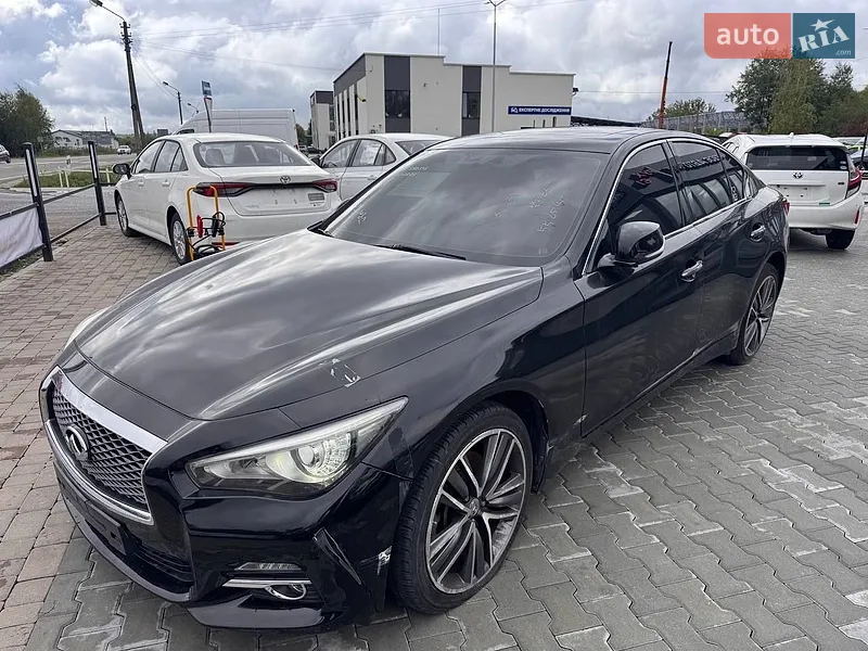 Infiniti Q50 2015