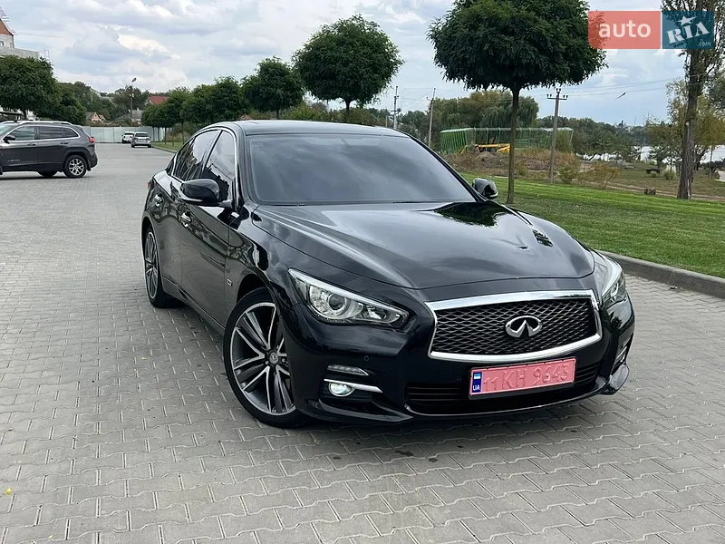Infiniti Q50 2015