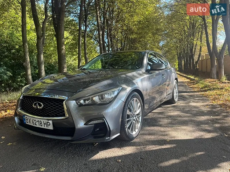 Infiniti Q50
