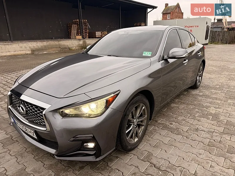 Infiniti Q50