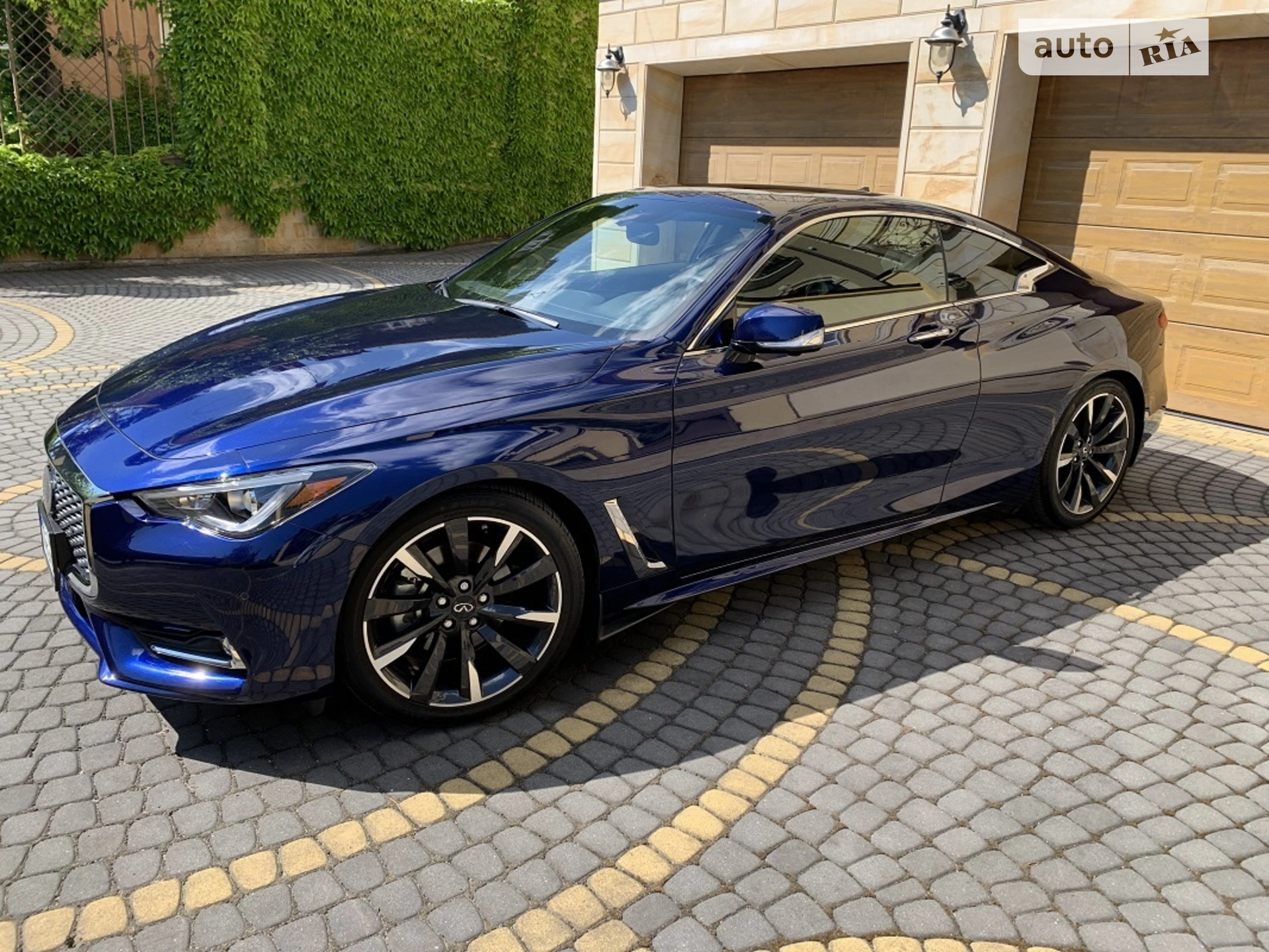 2020 Infiniti Q60 - фото 1