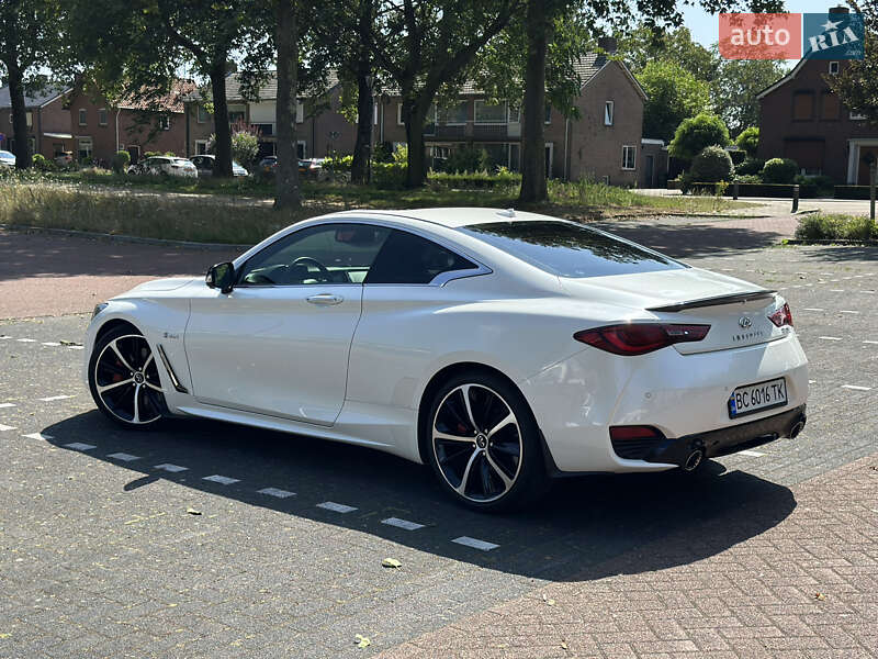 Купе Infiniti Q60 2019 в Львові
