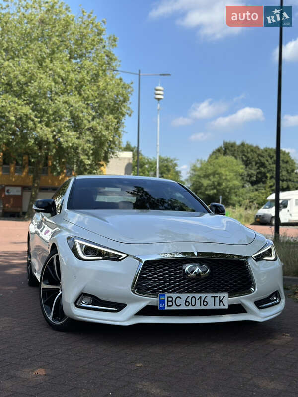 Купе Infiniti Q60 2019 в Львові