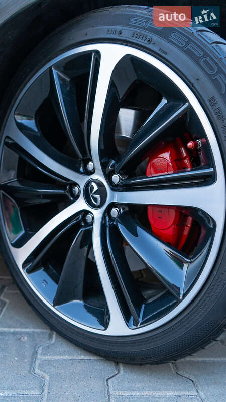 Купе Infiniti Q60 2017 в Одессе фото 41 Купе Infiniti Q60 2017 в Одессе