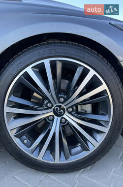 Купе Infiniti Q60 2019 в 