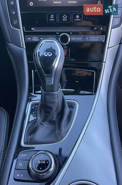 Купе Infiniti Q60 2019 в 