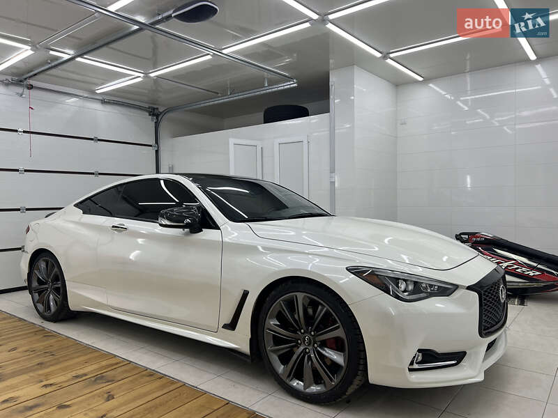 Купе Infiniti Q60 2018 в Дніпрі