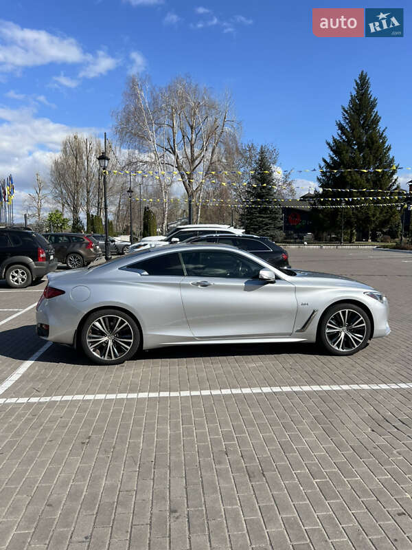 Купе Infiniti Q60 2016 в Киеве