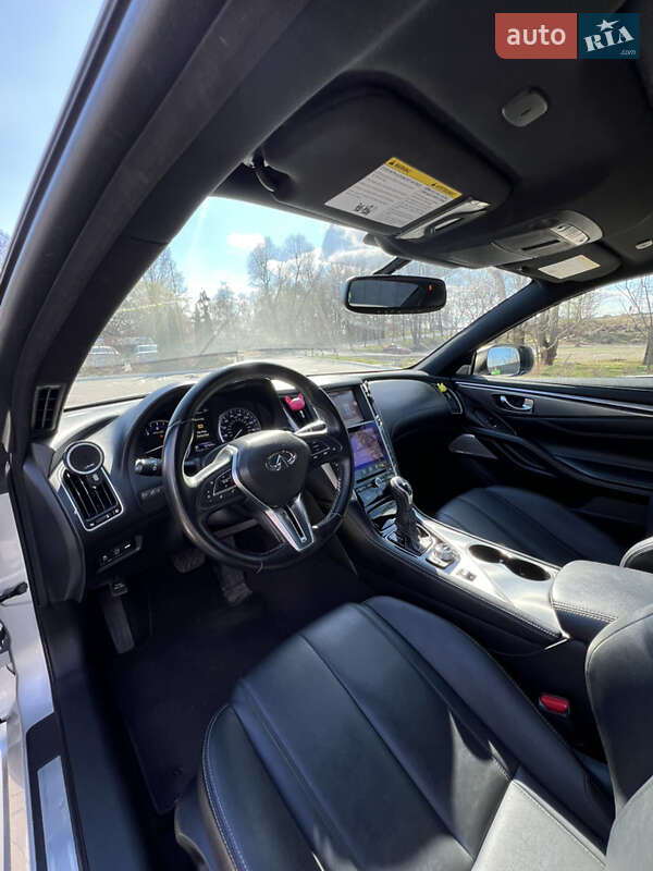 Купе Infiniti Q60 2016 в Киеве