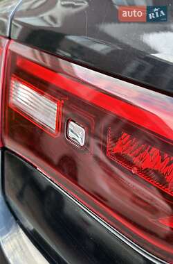 Купе Infiniti Q60 2017 в 