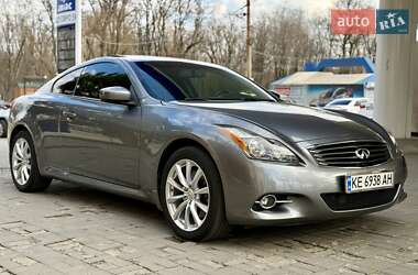 Купе Infiniti Q60 2015 в 