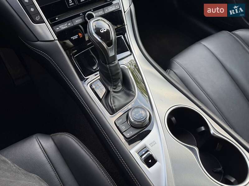 Купе Infiniti Q60 2016 в Хмельницькому
