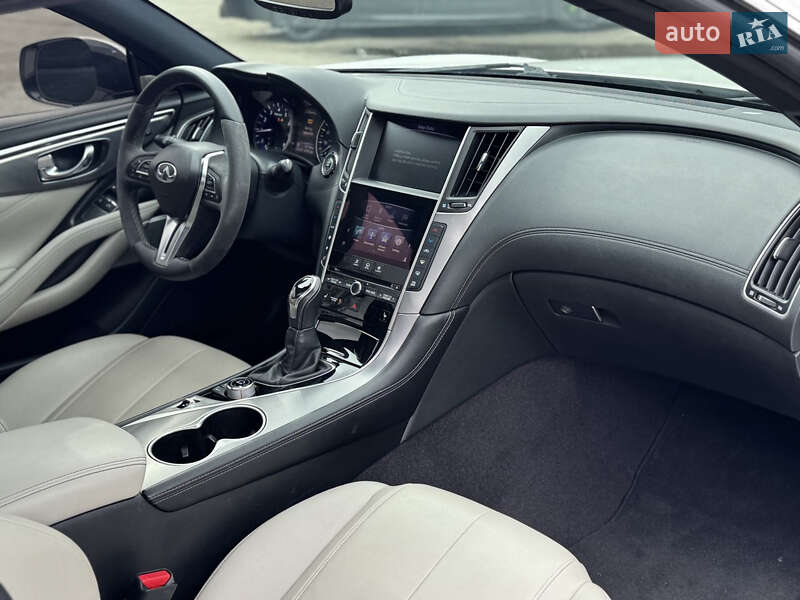 Купе Infiniti Q60 2018 в Запоріжжі