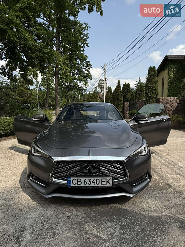 Купе Infiniti Q60 2016 в Киеве