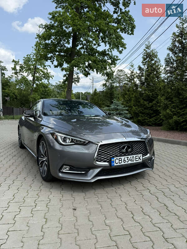 Купе Infiniti Q60 2016 в Киеве