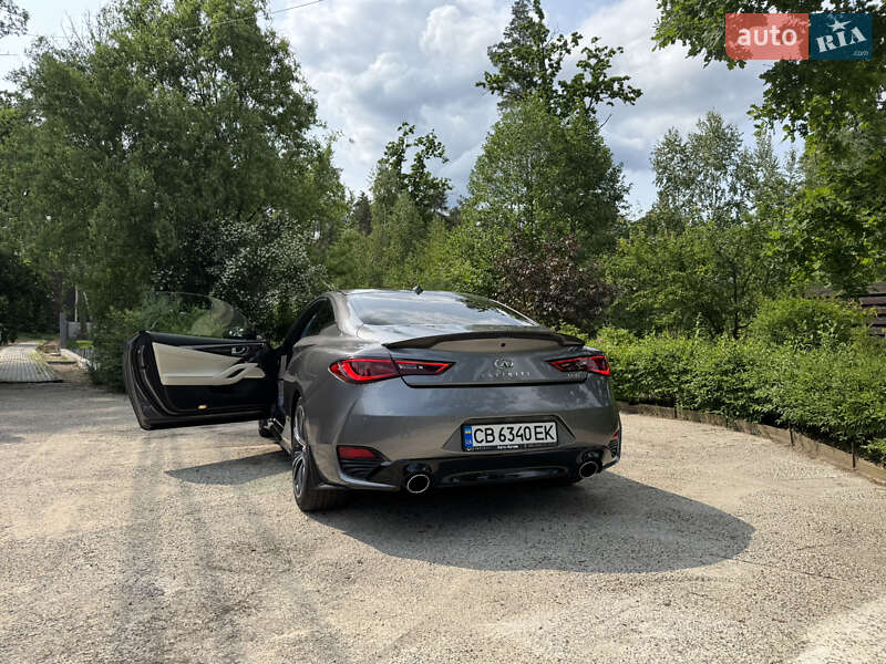 Купе Infiniti Q60 2016 в Киеве