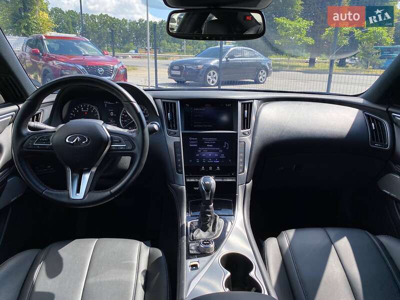 Купе Infiniti Q60 2020 в Виннице