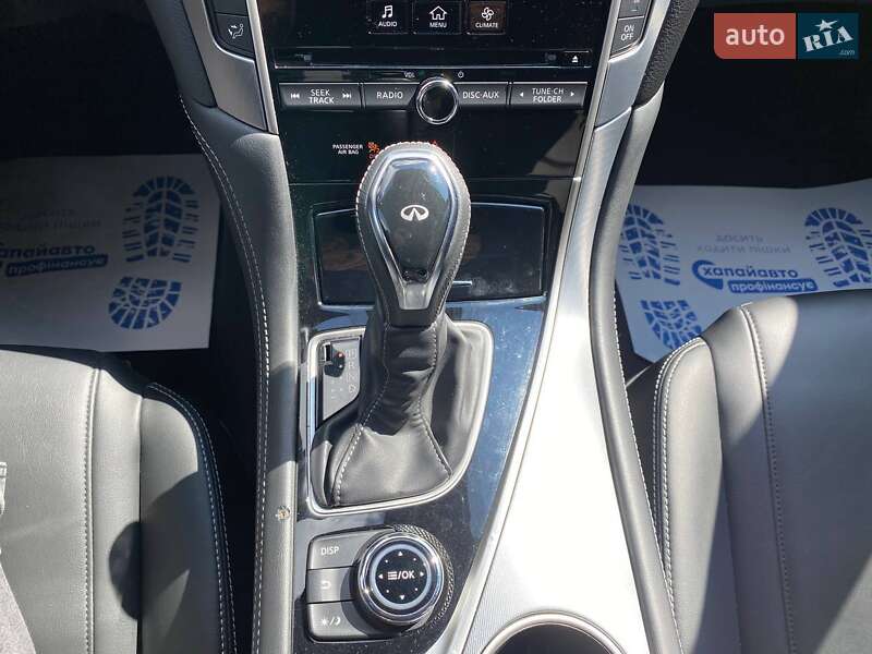 Купе Infiniti Q60 2020 в Виннице