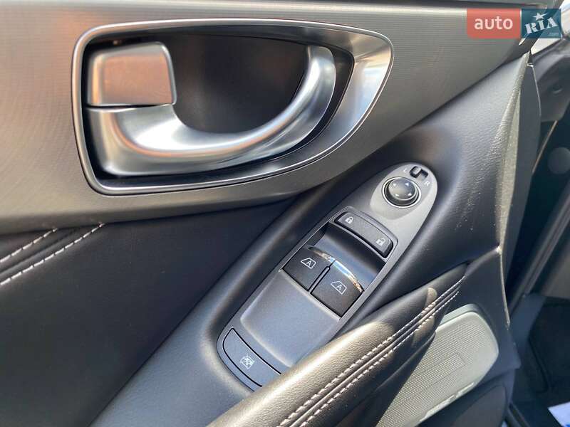 Купе Infiniti Q60 2020 в Виннице
