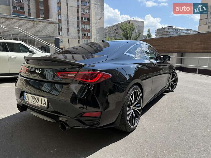 Купе Infiniti Q60 2016 в Киеве