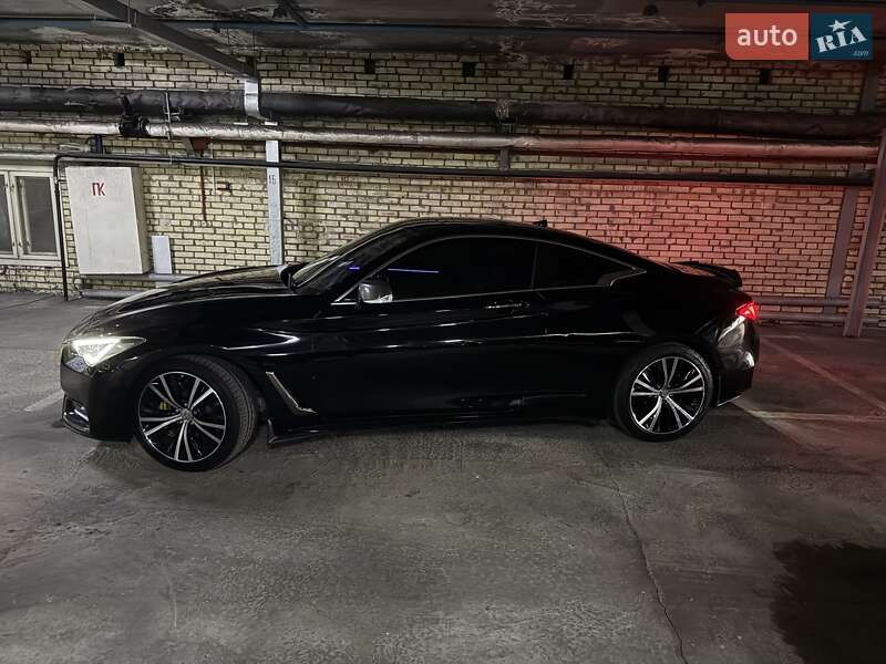 Купе Infiniti Q60 2016 в Киеве