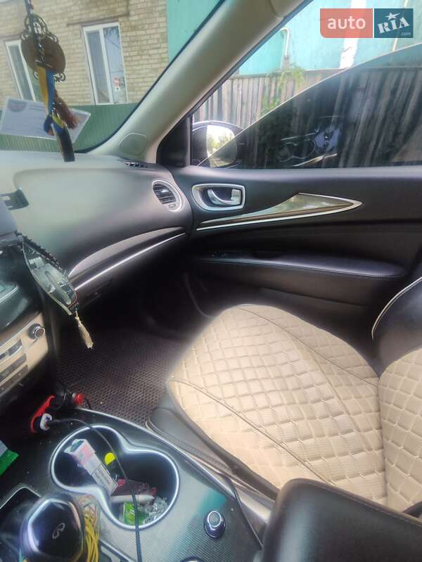 Купе Infiniti Q60 2018 в Ірпені