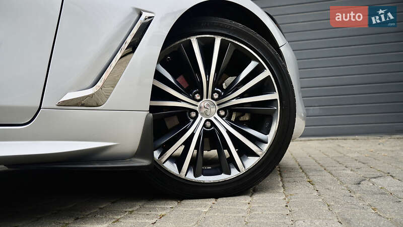 Купе Infiniti Q60 2017 в Львове фото 25 Купе Infiniti Q60 2017 в Львове